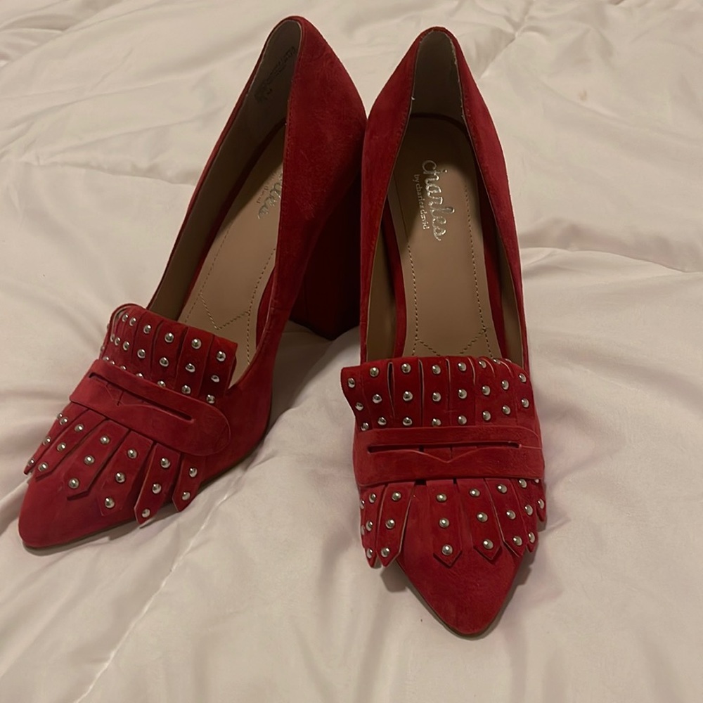 Charles David Red Pumps